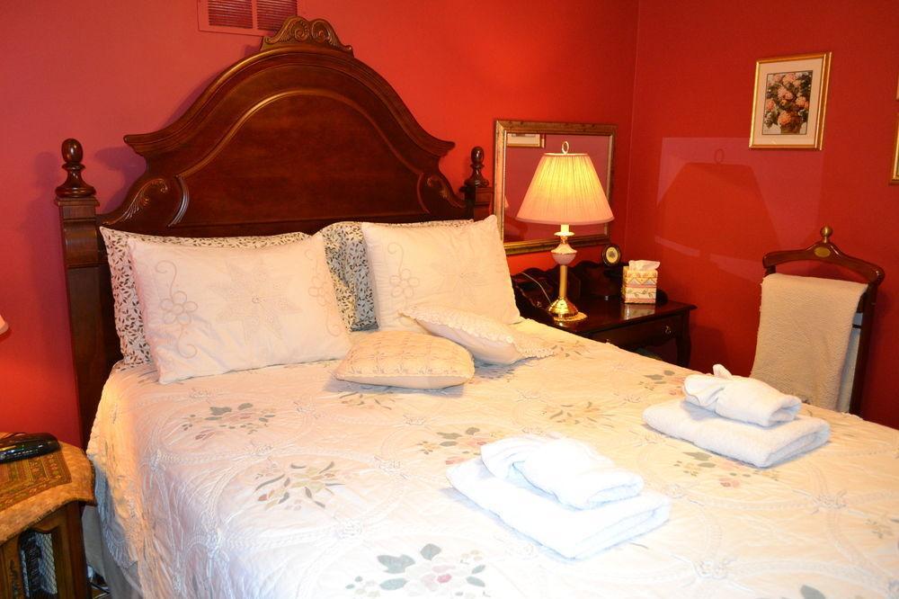 Williams Gate Bed & Breakfast Private Suites Niagara-on-the-Lake Zewnętrze zdjęcie